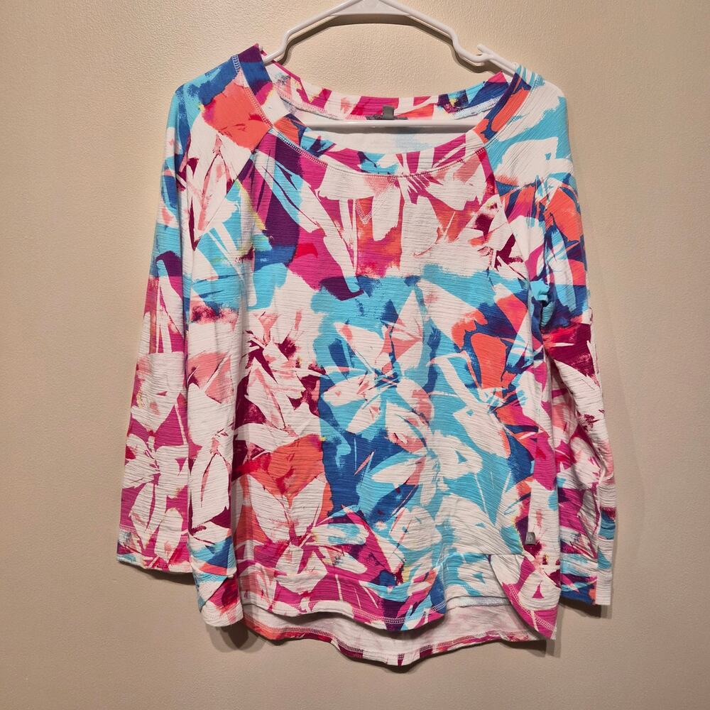 T by Talbots Medium UPF 50 Sun Protection Colorful Three Quarter Sleeve Top
